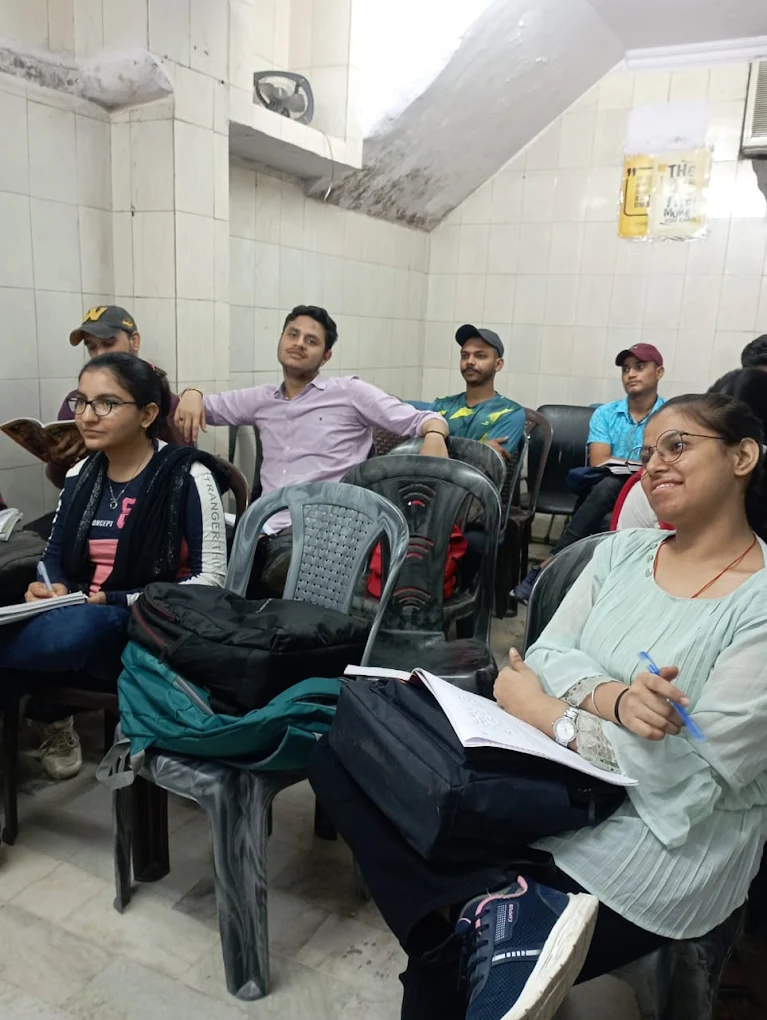 competition exam institute in laxmi nagar.png
